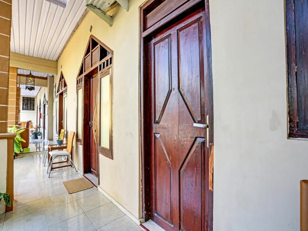 Oyo 91261 Cita Suraya Homestay Banyuwangi  Exterior photo