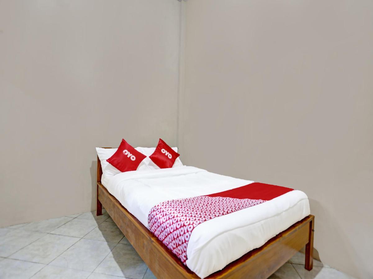 Oyo 91261 Cita Suraya Homestay Banyuwangi  Exterior photo
